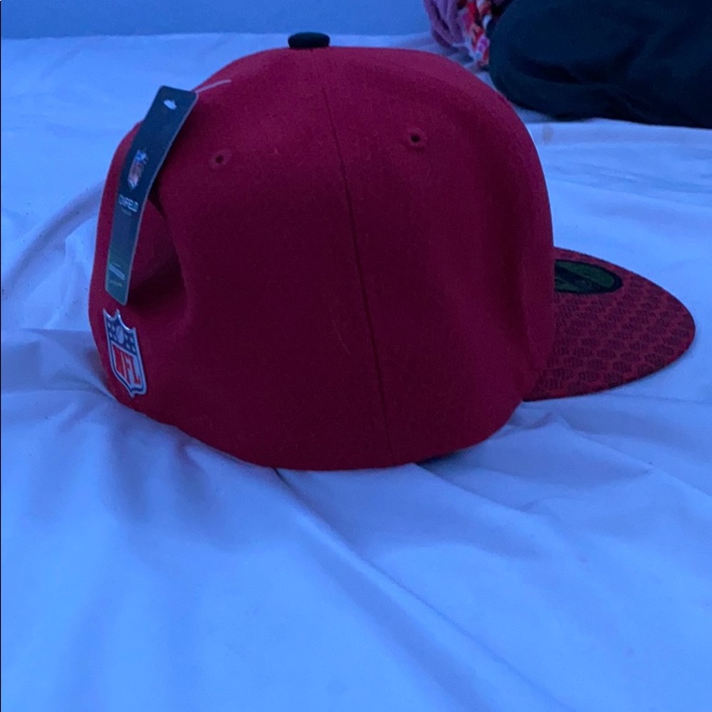 Hat - Picture 3 of 3